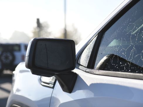 Used 2024 GMC Sierra 1500 AT4 w/ Technology Package image 11