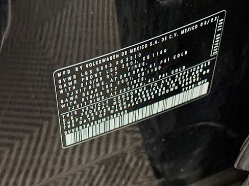 Used 2022 Volkswagen Tiguan S image 12