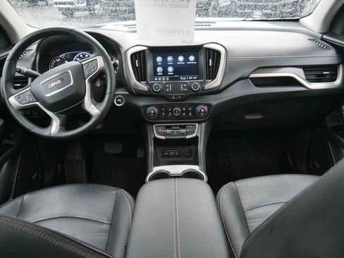Used 2023 GMC Terrain Denali w/ Denali Premium Package image 5