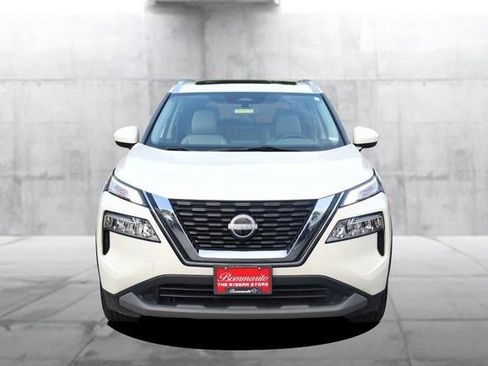 Certified 2023 Nissan Rogue SV w/ SV Premium B Package AWD/4WD image 4