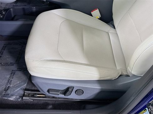 Used 2022 Kia EV6 Wind w/ Wind Technology Package image 26