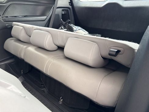 Used 2018 Honda Odyssey Elite image 9