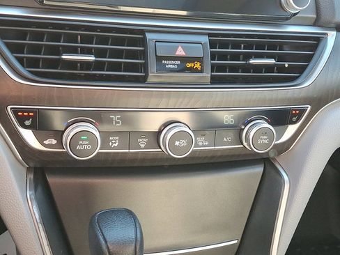 Certified 2020 Honda Accord EX image 15