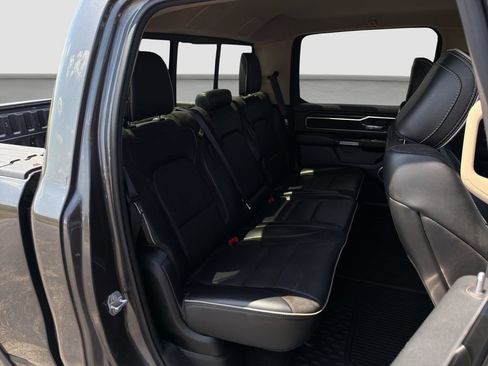 Used 2021 RAM 1500 Laramie AWD/4WD image 19