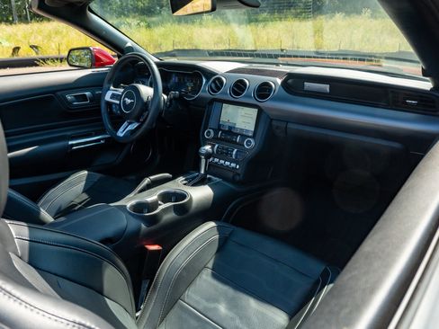 Used 2019 Ford Mustang GT Premium w/ Equipment Group 401A RWD image 14