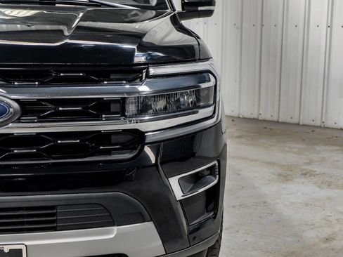 Used 2022 Ford Expedition Max Limited image 50