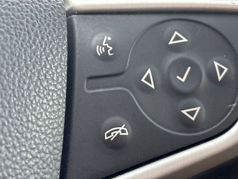 Used 2021 GMC Terrain SLT w/ Elevation Edition image 30