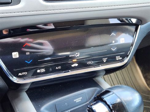 Used 2016 Honda HR-V EX-L image 22