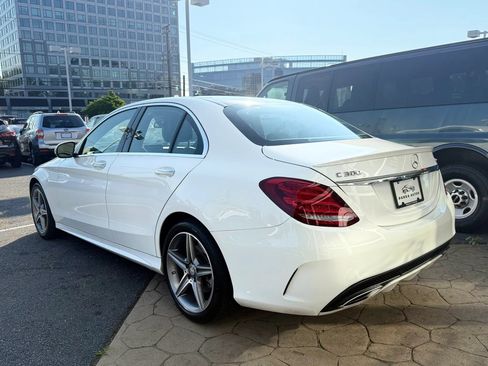 Used 2017 Mercedes-Benz C 300 4MATIC Sedan image 5