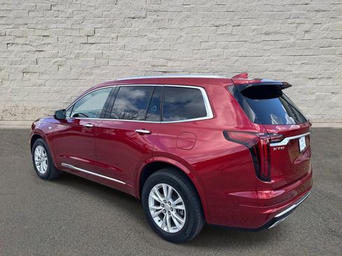 Certified 2023 Cadillac XT6 Luxury image 3