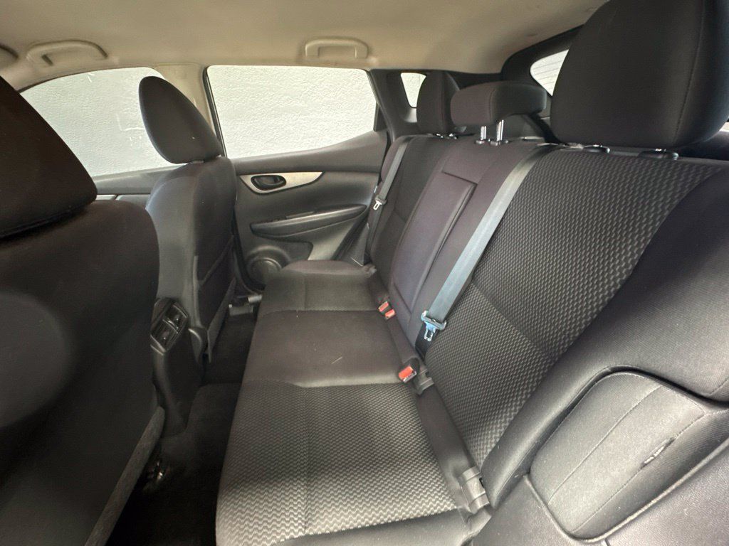 Used 2022 Nissan Rogue Sport S FWD image 19