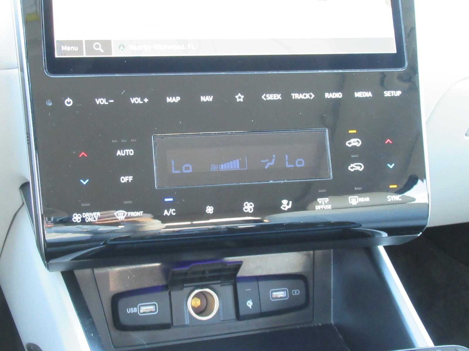 Used 2024 Hyundai Tucson SEL AWD/4WD image 29