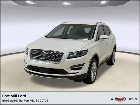 Used 2019 Lincoln MKC Select w/ Select Plus Package image 1