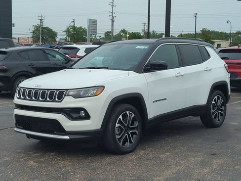 Used 2023 Jeep Compass Limited AWD/4WD image 7