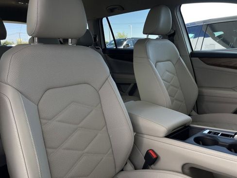 New 2026 Volkswagen Atlas SE image 22