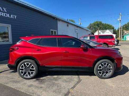 Used 2024 Chevrolet Blazer RS w/ Driver Confidence II Package AWD/4WD image 3