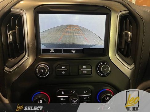 Used 2021 Chevrolet Silverado 1500 LT Trail Boss w/ Convenience Package II AWD/4WD image 19