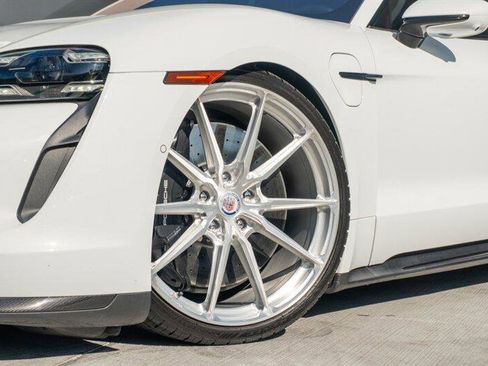 Used 2020 Porsche Taycan Turbo S image 26