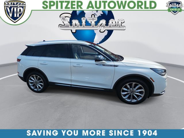 Used 2022 Lincoln Corsair AWD w/ Premium Package image 1