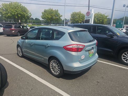 Used 2014 Ford C-MAX SE FWD image 10