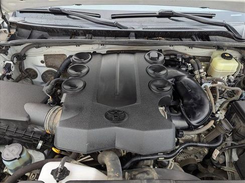 Used 2021 Toyota 4Runner SR5 Premium image 23