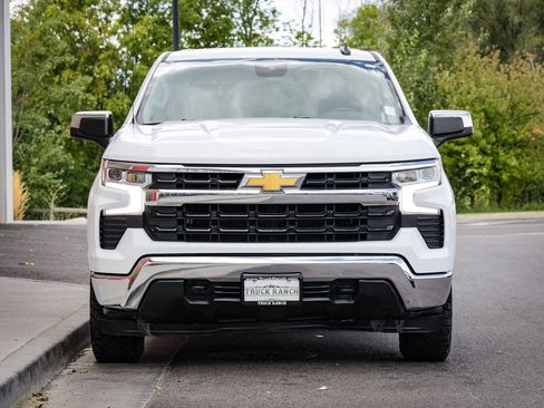 Used 2024 Chevrolet Silverado 1500 LT w/ Protection Package AWD/4WD image 9