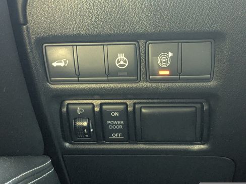 Used 2018 INFINITI QX80 2WD w/ Driver Assistance Package image 29