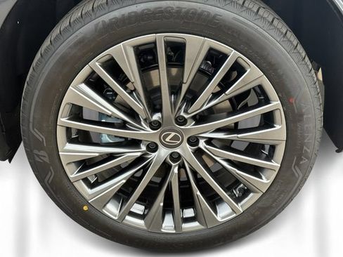New 2026 Lexus RX 450h AWD image 10