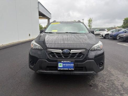 Used 2023 Subaru Crosstrek 2.0i AWD/4WD image 2