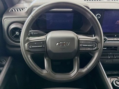 Used 2023 Chevrolet Colorado Trail Boss AWD/4WD image 16