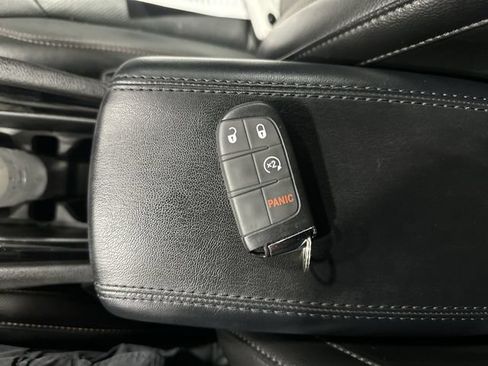 Used 2023 Jeep Compass Limited w/ Elite Group AWD/4WD image 33