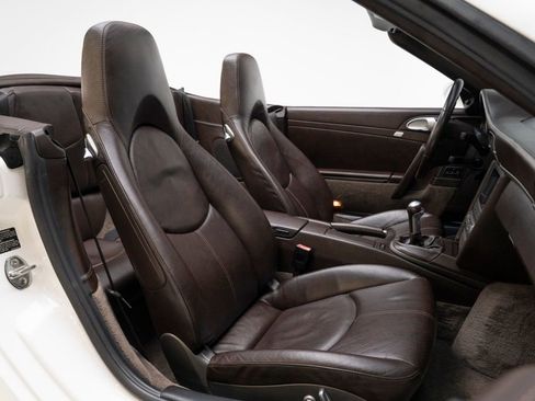 Used 2006 Porsche 911 Carrera image 45