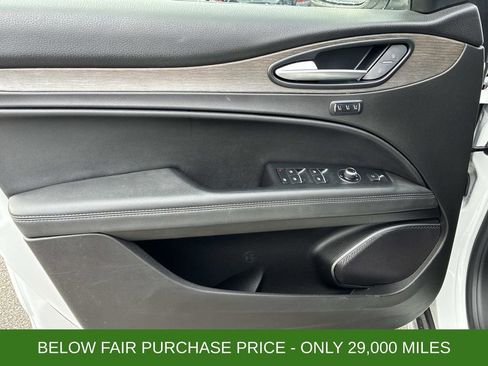 Used 2022 Alfa Romeo Stelvio Ti image 24