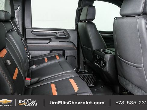Used 2024 GMC Sierra 2500 AT4 w/ Technology Package image 20