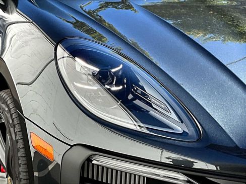 New 2026 Porsche Macan GTS image 23