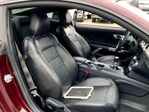 Used 2018 Ford Mustang GT Premium image 8