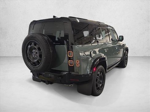 Used 2026 Land Rover Defender 110 Trophy Edition AWD/4WD image 5