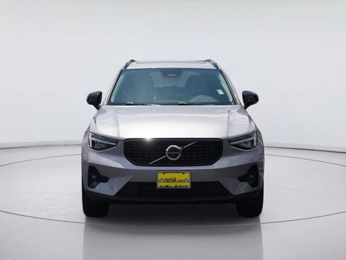 Used 2026 Volvo XC40 B5 Ultra w/ Protection Package Premier AWD/4WD image 3