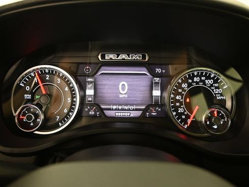 Used 2020 RAM 1500 Big Horn AWD/4WD image 24