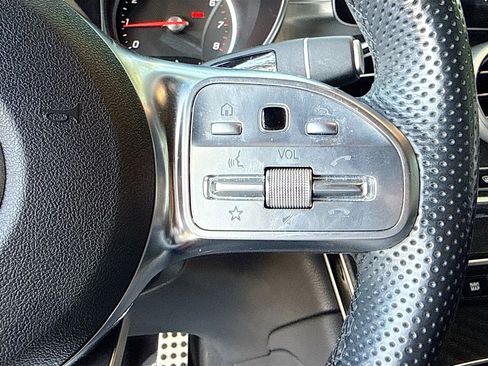 Used 2021 Mercedes-Benz GLC 300 image 38