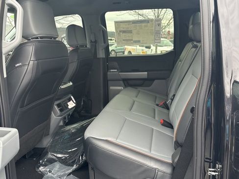 New 2025 Ford F150 Lariat w/ Equipment Group 502A High image 9