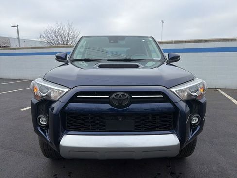 Used 2024 Toyota 4Runner TRD Off-Road Premium image 9