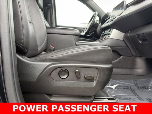 Used 2023 Chevrolet Tahoe LT image 4