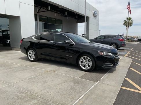 Used 2015 Chevrolet Impala LT w/ Convenience Package image 9