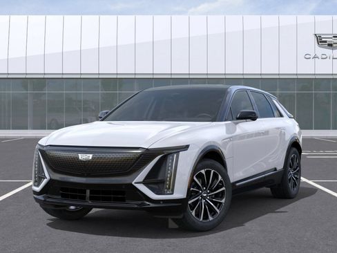 New 2026 Cadillac Lyriq Sport w/ LPO, Floor Liner Package AWD/4WD image 6
