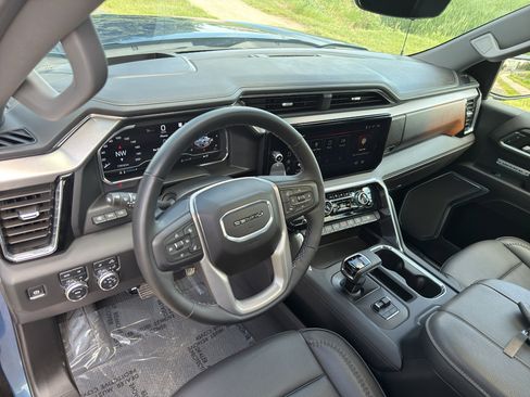 Used 2024 GMC Sierra 1500 Denali w/ Technology Package image 16
