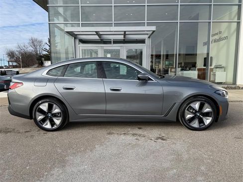 Used 2025 BMW i4 xDrive40i w/ Premium Package image 2