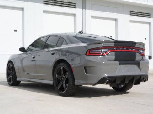 Used 2019 Dodge Charger GT image 7