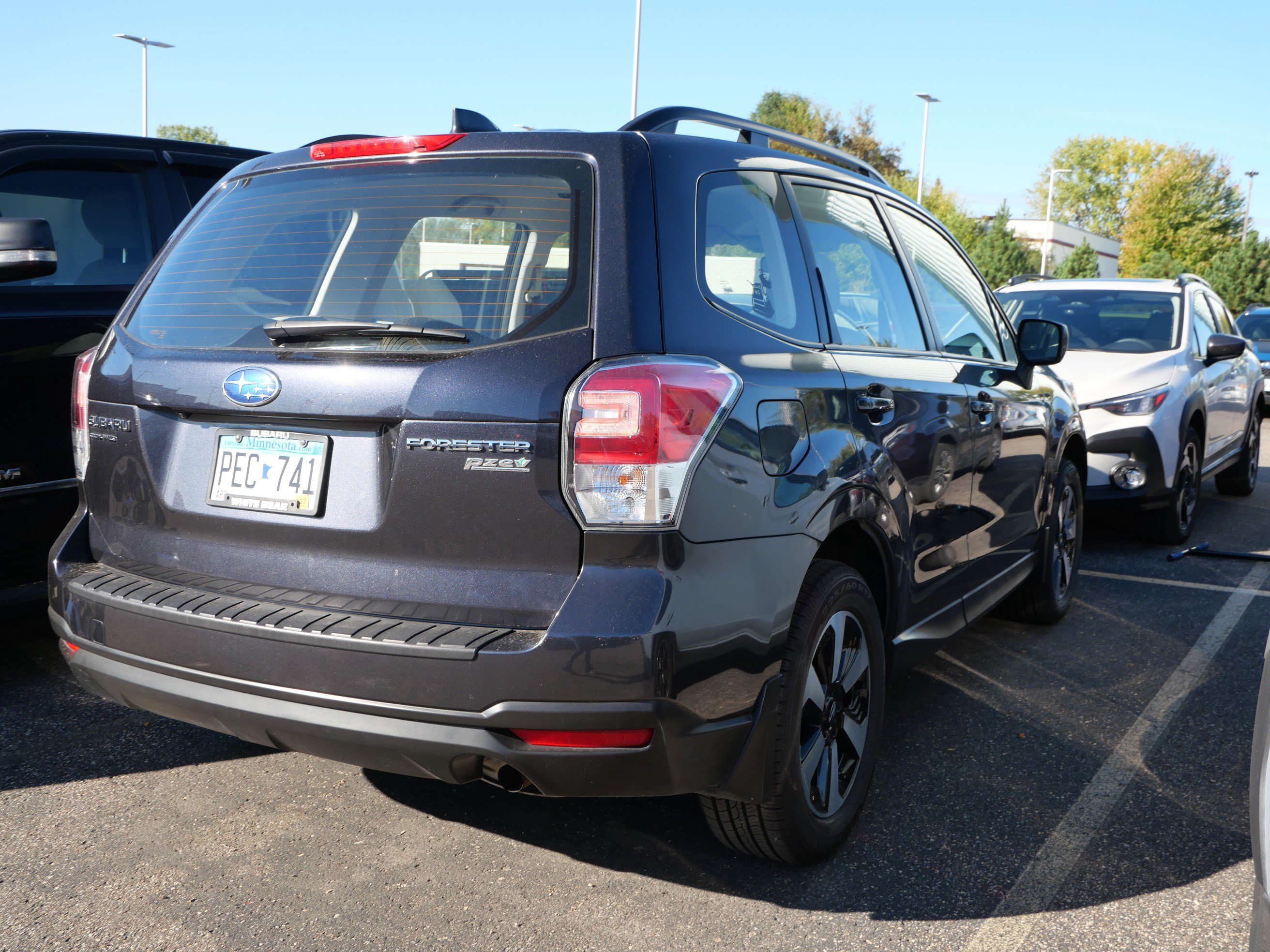 Used 2017 Subaru Forester 2.5i w/ Alloy Wheel Package AWD/4WD image 7