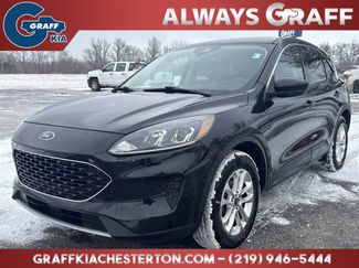 Used 2020 Ford Escape SE video 1